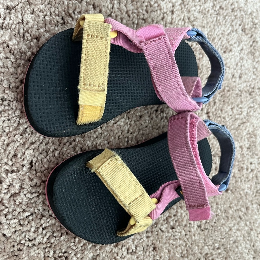 Kids Teva sandals